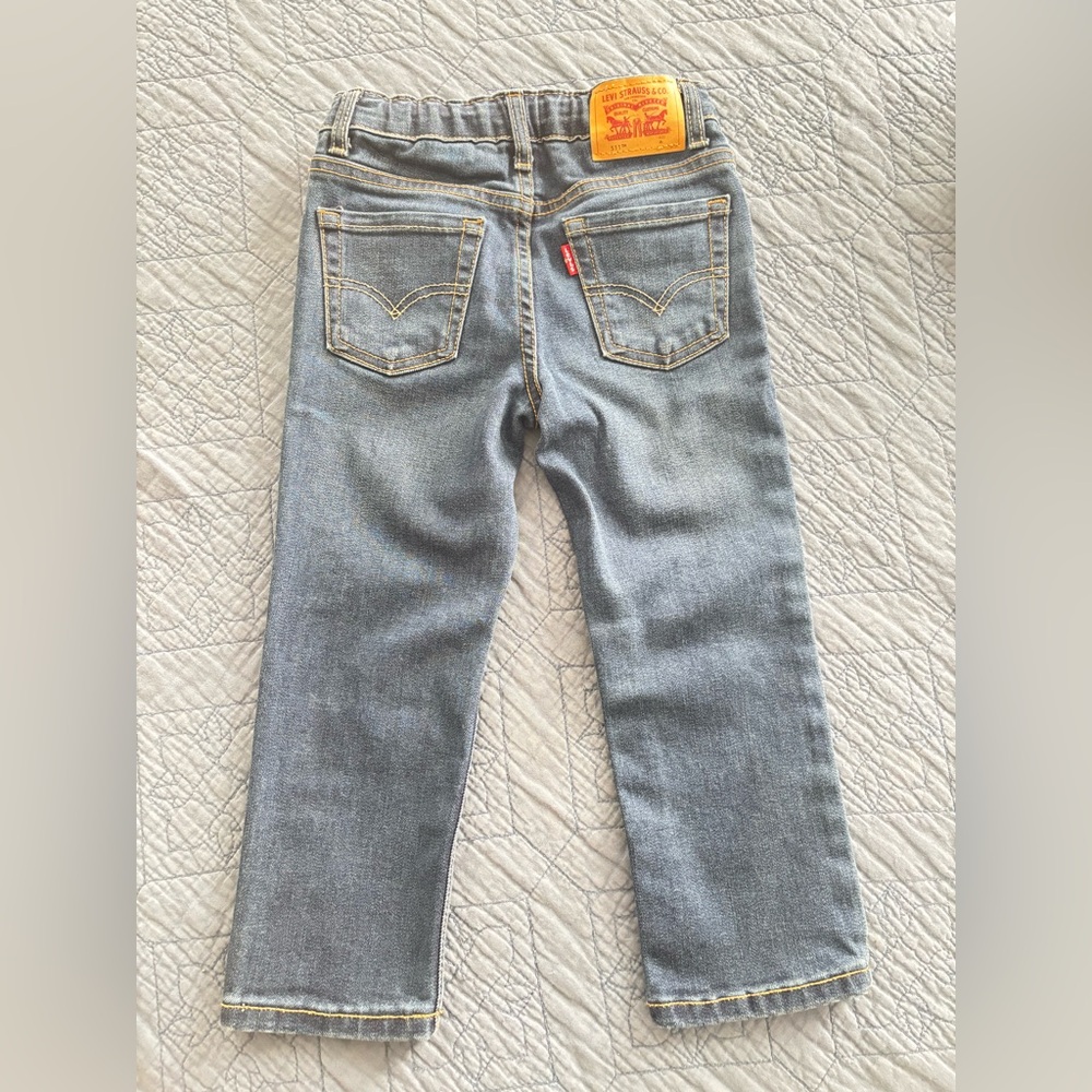 KIDS LEVI JEANS, size 4t - Picture 5 of 6